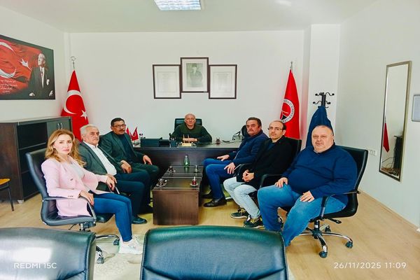 MHP İlçe Başkanlığından Meslek Yüksekokulumuza Anlamlı Ziyaret