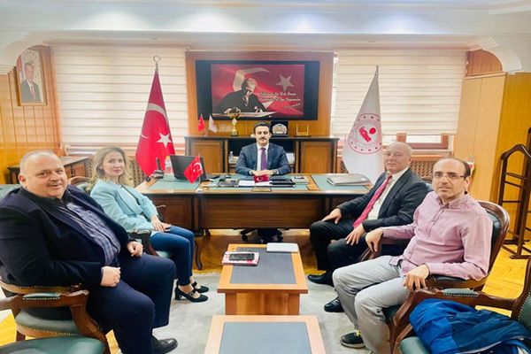 Meslek Yüksekokulu Müdürlüğünden Araç Kaymakamı Sayın Ali Emre TEKİN’ e Hayırlı Olsun Ziyareti