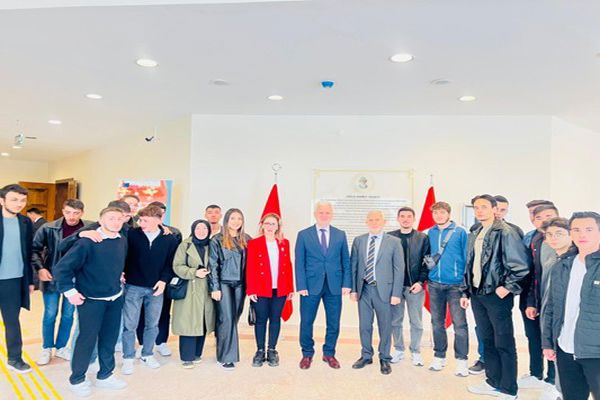 Kastamonu Üniversitesi’nde Erasmus+ Öğrenci Bilgilendirme Toplantısı ve Deneyim Paylaşımı Programı Gerçekleştirildi